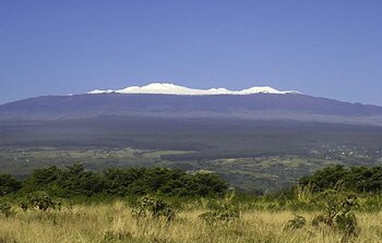 Mauna Kea snow as seen from Hilo