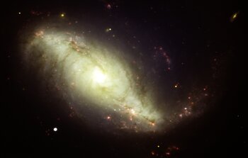 Gemini GMOS image of the barred spiral galaxy NGC 7552