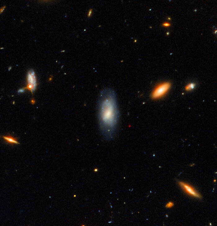 Gemini North and Hubble image of GRB afterglow (unannotated)